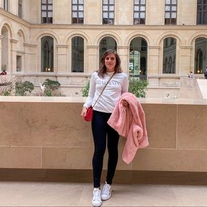 Meet your Posher, Ana carolina